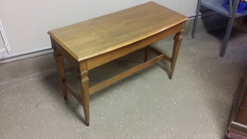 1 Hammond Console Bench - Beautiful Condition - Now Available